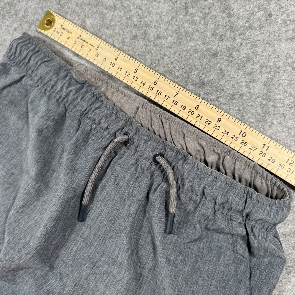 Tommy Bahama Active Shorts XL (14) Gray Heathered Drawstring Polyester Spandex